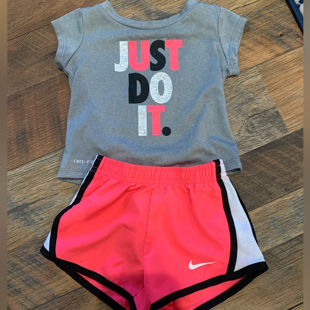Baby Nike Set
